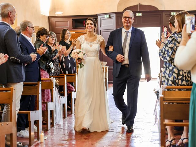 Le mariage de Anthony et Emmanuelle à Marolles-en-Brie, Seine-et-Marne 43