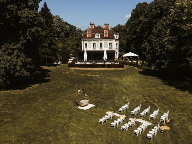 Le mariage de Maxime et Caroline à Geneuille, Doubs 3