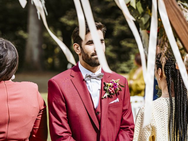 Le mariage de Maxime et Caroline à Geneuille, Doubs 32