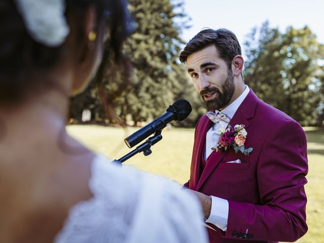 Le mariage de Maxime et Caroline à Geneuille, Doubs 37
