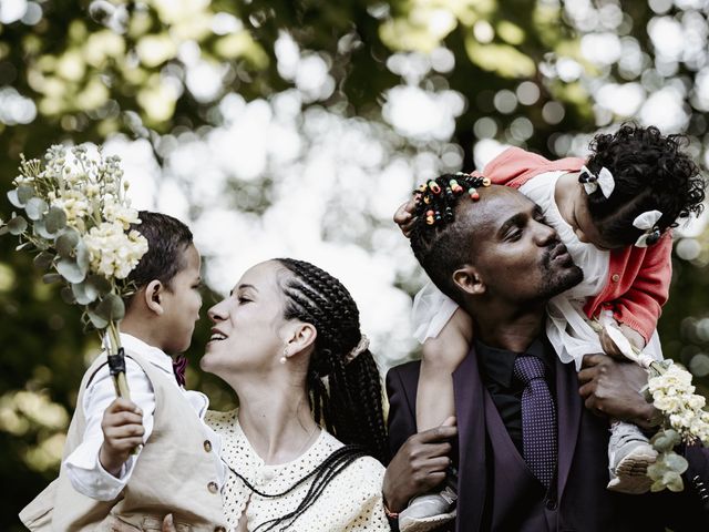 Le mariage de Maxime et Caroline à Geneuille, Doubs 48