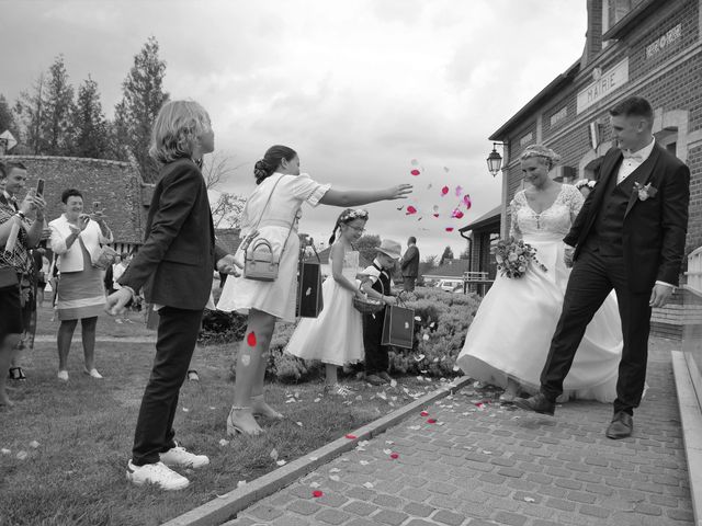 Le mariage de Quentin et Sarah à Marolles, Calvados 22