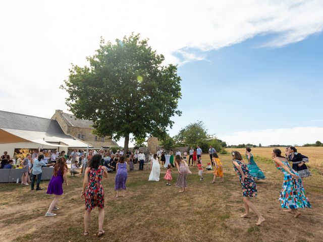 Le mariage de Grégoire et Nolwenn à Auray, Morbihan 33