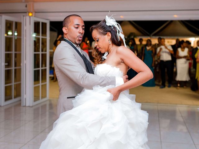 Le mariage de Anthony et Agnès à Rivière-Salée, Martinique 12