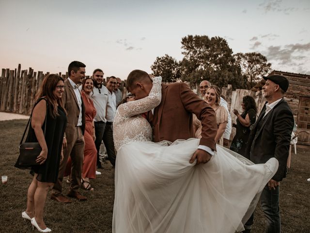 Le mariage de Jean-Michel et Héléna à Morières-lès-Avignon, Vaucluse 34