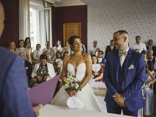 Le mariage de Sullivan et Alisson à Saint-Denis-de l'Hôtel, Loiret 1