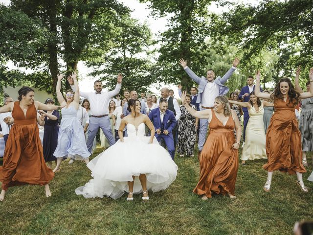 Le mariage de Sullivan et Alisson à Saint-Denis-de l'Hôtel, Loiret 15