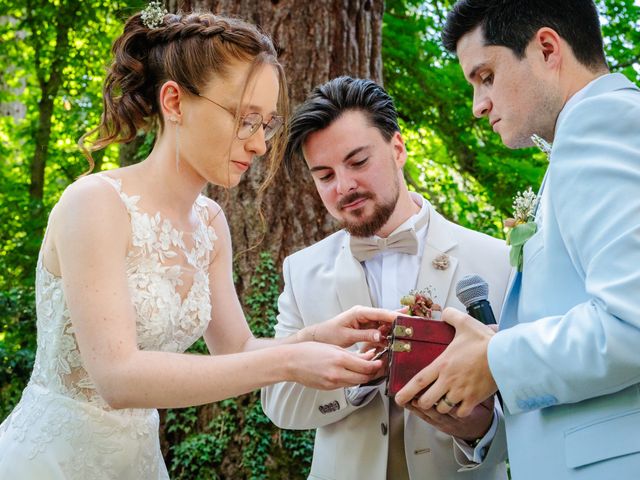 Le mariage de Antoine et Claire à Villeneuve-de-Marc, Isère 30