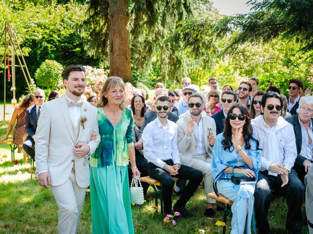 Le mariage de Antoine et Claire à Villeneuve-de-Marc, Isère 43