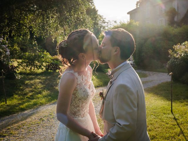 Le mariage de Antoine et Claire à Villeneuve-de-Marc, Isère 77