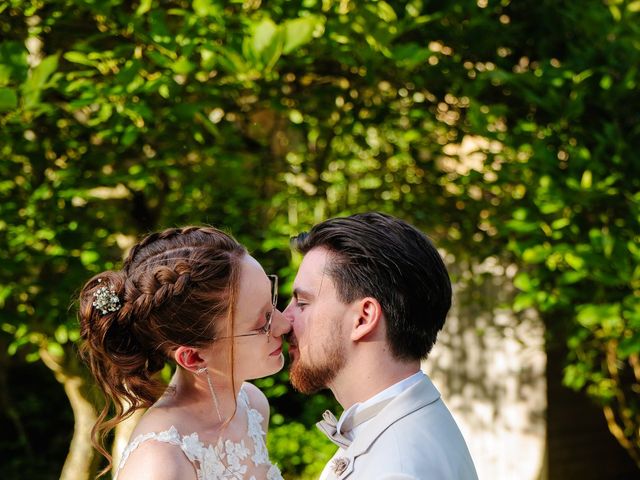 Le mariage de Antoine et Claire à Villeneuve-de-Marc, Isère 79