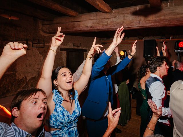 Le mariage de Antoine et Claire à Villeneuve-de-Marc, Isère 91
