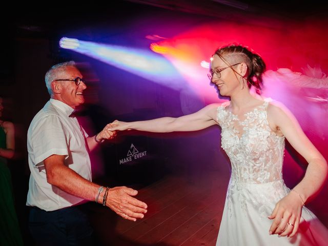 Le mariage de Antoine et Claire à Villeneuve-de-Marc, Isère 103