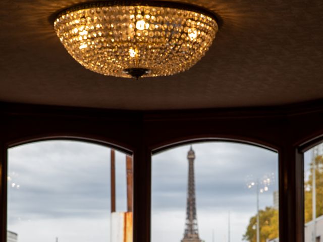 Le mariage de Sébastien  et Cindy à Paris, Paris 3