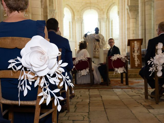 Le mariage de Valentin et Charlotte à Plaimpied-Givaudins, Cher 5