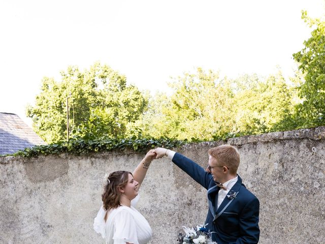 Le mariage de Valentin et Charlotte à Plaimpied-Givaudins, Cher 11