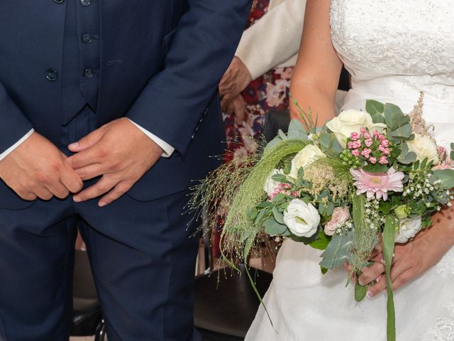 Le mariage de Christophe et Céline à Châtillon-sur-Cher, Loir-et-Cher 21