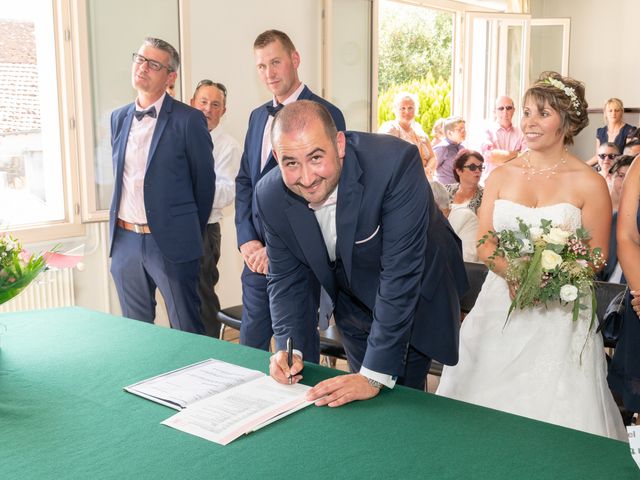 Le mariage de Christophe et Céline à Châtillon-sur-Cher, Loir-et-Cher 23