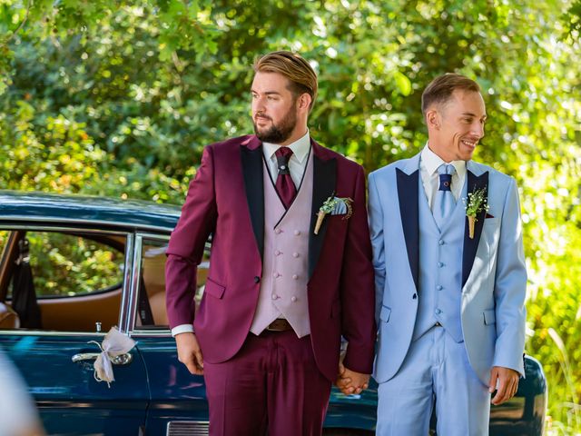 Le mariage de Julien et Cyril à Apremont, Vendée 30