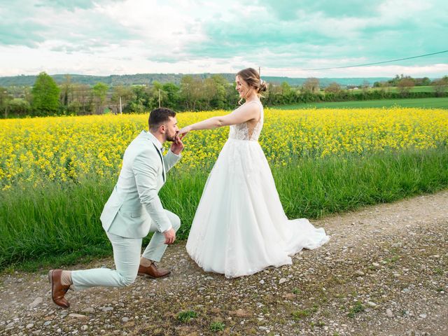 Le mariage de Damien et Coline à Saint-Romain-de-Jalionas, Isère 2