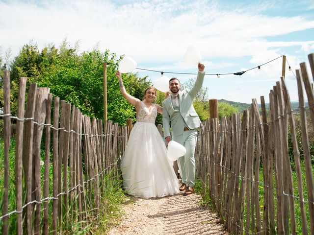 Le mariage de Damien et Coline à Saint-Romain-de-Jalionas, Isère 7