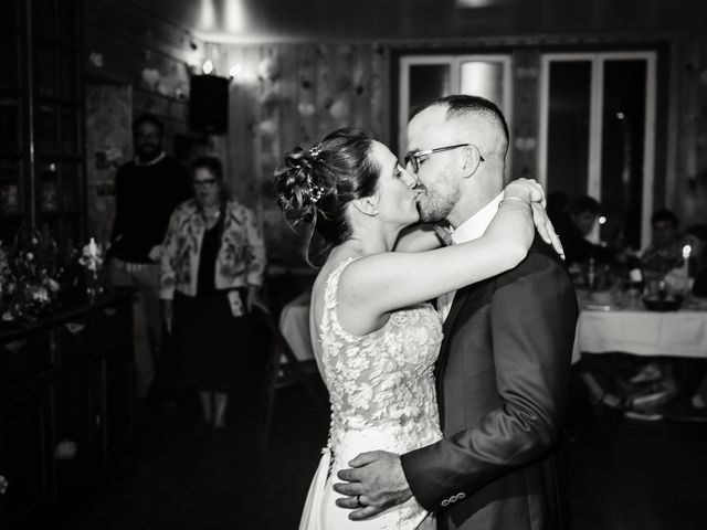 Le mariage de Victor et Julie à Le Haut-Bréda, Isère 2