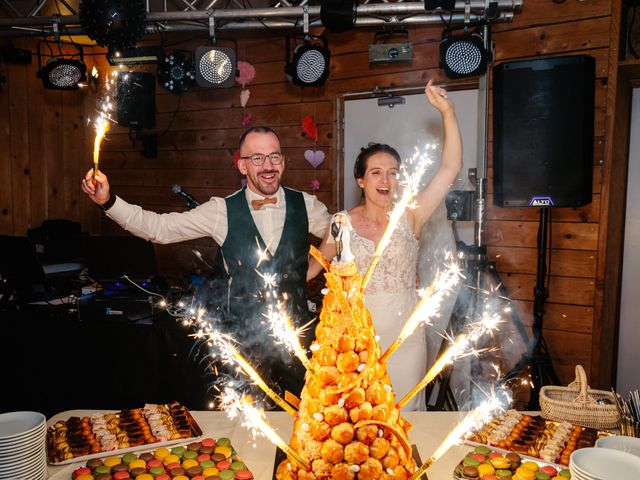 Le mariage de Victor et Julie à Le Haut-Bréda, Isère 11