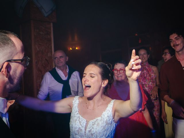 Le mariage de Victor et Julie à Le Haut-Bréda, Isère 18