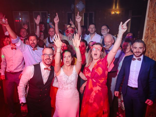 Le mariage de Victor et Julie à Le Haut-Bréda, Isère 20