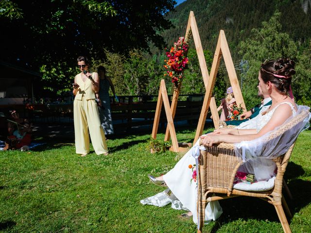 Le mariage de Victor et Julie à Le Haut-Bréda, Isère 39