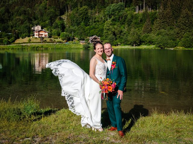 Le mariage de Victor et Julie à Le Haut-Bréda, Isère 52