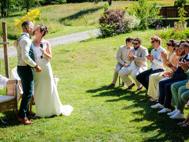 Le mariage de Victor et Julie à Le Haut-Bréda, Isère 63
