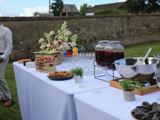 Le mariage de Romain  et Justine à Jouy-le-Châtel, Seine-et-Marne 2