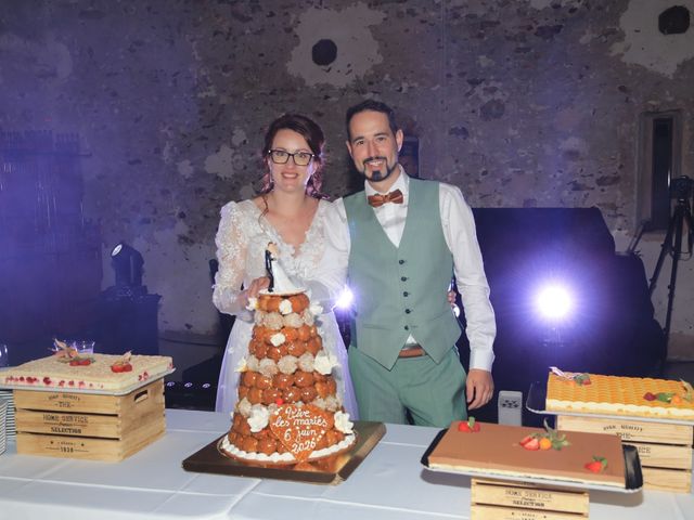 Le mariage de Romain  et Justine à Jouy-le-Châtel, Seine-et-Marne 10