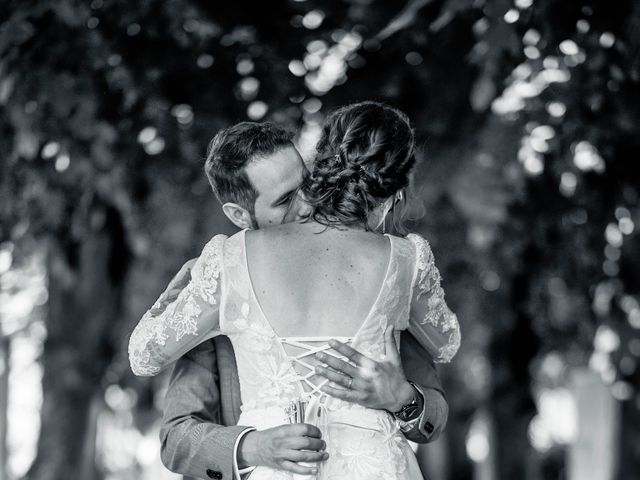 Le mariage de Romain  et Justine à Jouy-le-Châtel, Seine-et-Marne 16