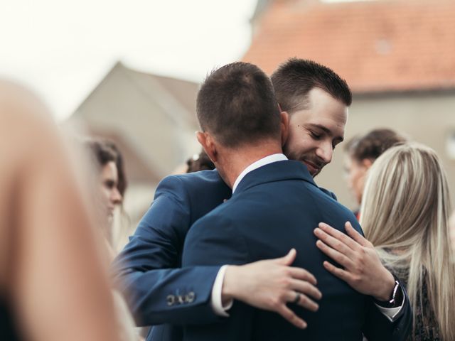 Le mariage de Maxime et Amélie à Montluçon, Allier 13