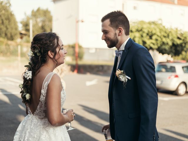 Le mariage de Maxime et Amélie à Montluçon, Allier 31