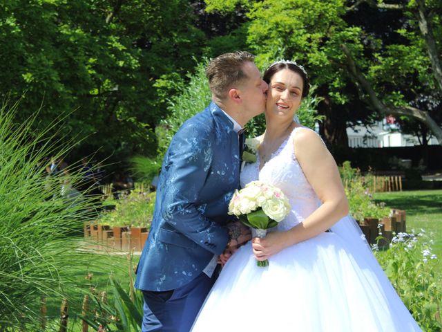 Le mariage de Guillaume et Emilie à Saint-Quentin, Aisne 24