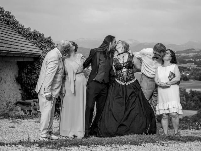 Le mariage de Jeff et Lucie à Moye, Haute-Savoie 113