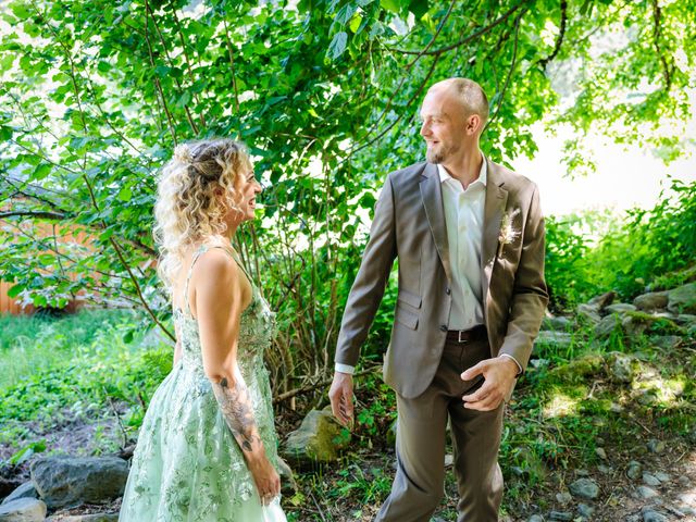 Le mariage de Manuel et Morgane à Le Haut-Bréda, Isère 21