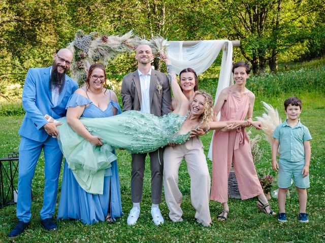 Le mariage de Manuel et Morgane à Le Haut-Bréda, Isère 27