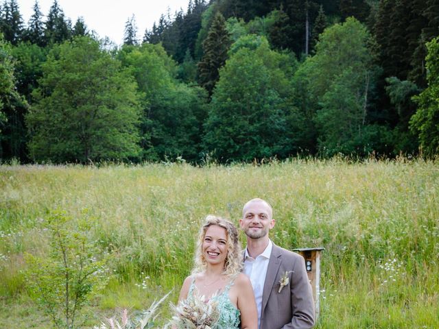 Le mariage de Manuel et Morgane à Le Haut-Bréda, Isère 29