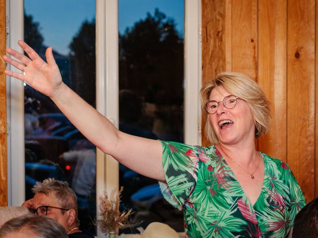 Le mariage de Manuel et Morgane à Le Haut-Bréda, Isère 32