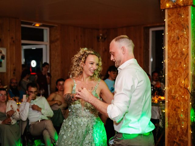 Le mariage de Manuel et Morgane à Le Haut-Bréda, Isère 36