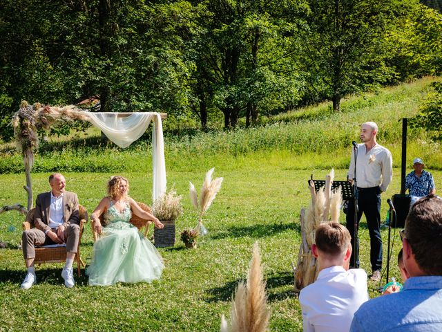Le mariage de Manuel et Morgane à Le Haut-Bréda, Isère 47