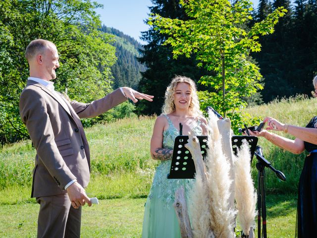 Le mariage de Manuel et Morgane à Le Haut-Bréda, Isère 56