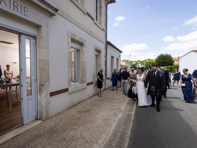 Le mariage de Alexandre et Sandy à Chauray, Deux-Sèvres 11
