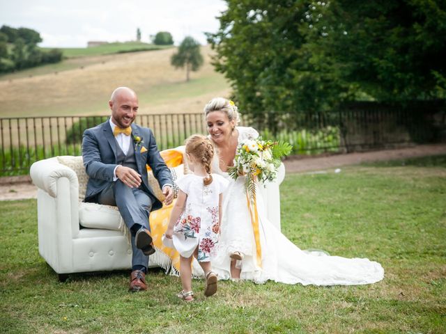 Le mariage de Julien et Patricia à Saint-Laurent-de-Chamousset, Rhône 21