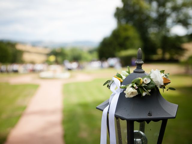 Le mariage de Julien et Patricia à Saint-Laurent-de-Chamousset, Rhône 37