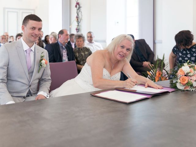 Le mariage de Loïc et Claire à La Chapelle-Gauthier, Seine-et-Marne 23